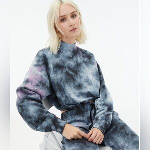 Aeropostale Womens Small Cinched Cropped Mock Neck Tie Dye Sweater